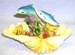 PY-9371Z - Figure dolphins w/oyster shell 5in 2asst