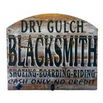 65799 - Plaque w/hooks blacksmith 15.75in
