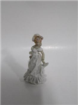 00147 - Figurine woman asst