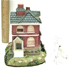 LT109 - Light deco victorian house
